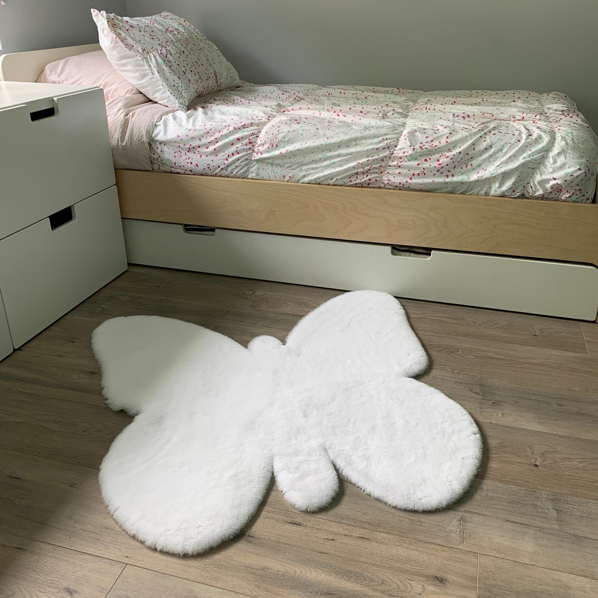 Faux Fur Butterfly Area Rug - White
