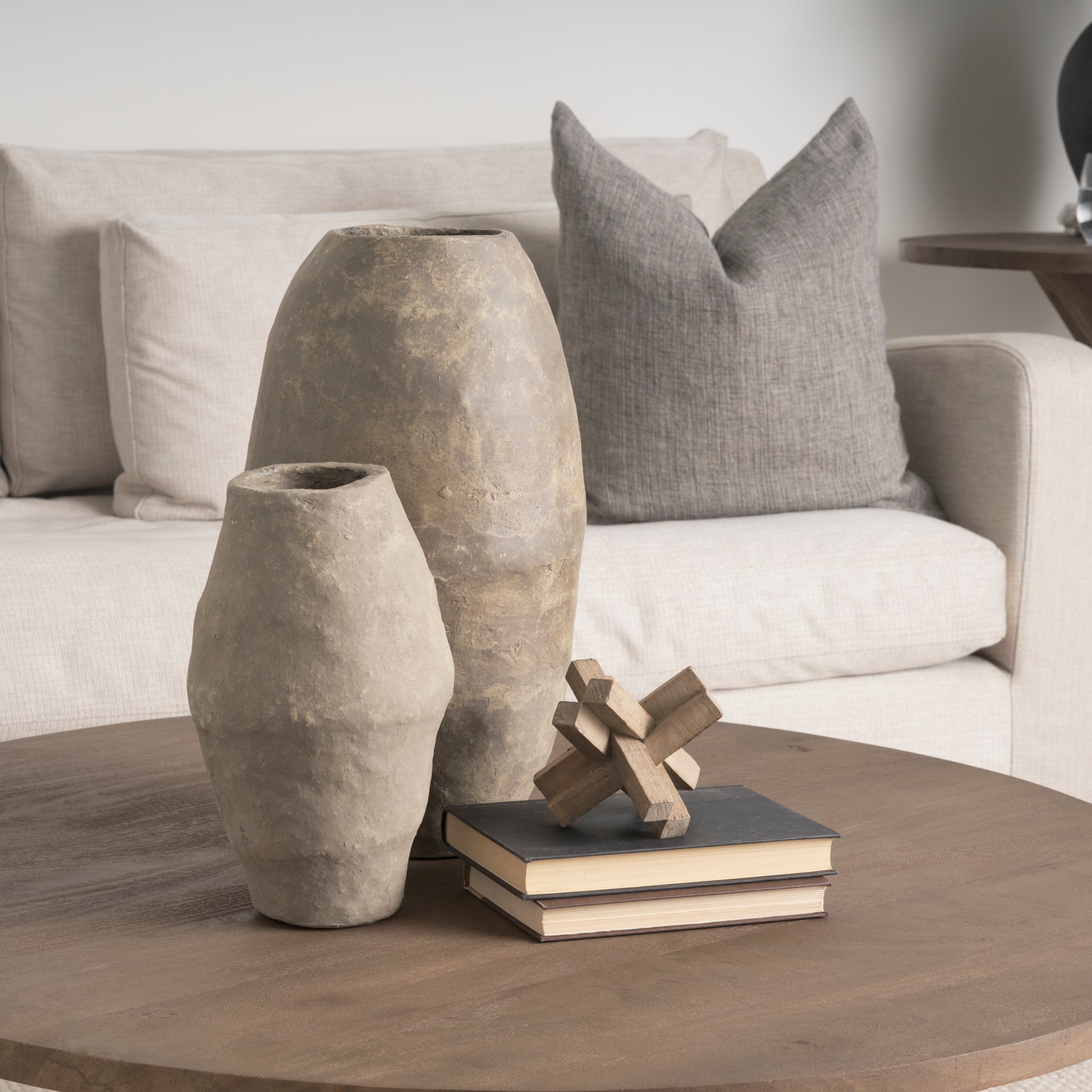 Vega II (Large) 7L x 7W Natural Wood Jack Object