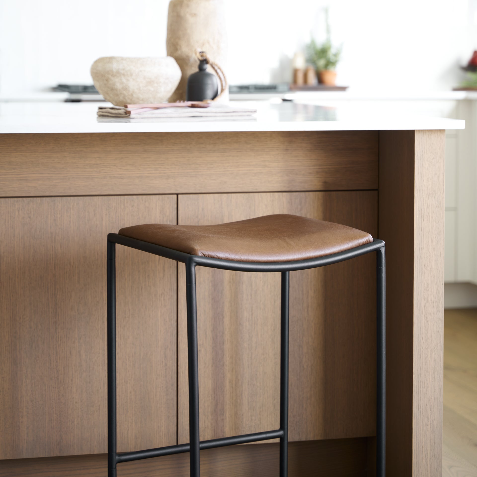 Taniel Brown Leather w/ Black Metal Counter Stool