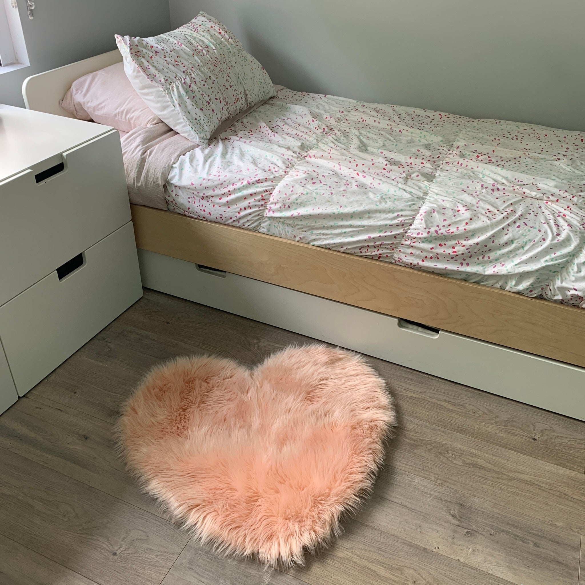 Heart Area Rug - Blush - Faux Sheepskin