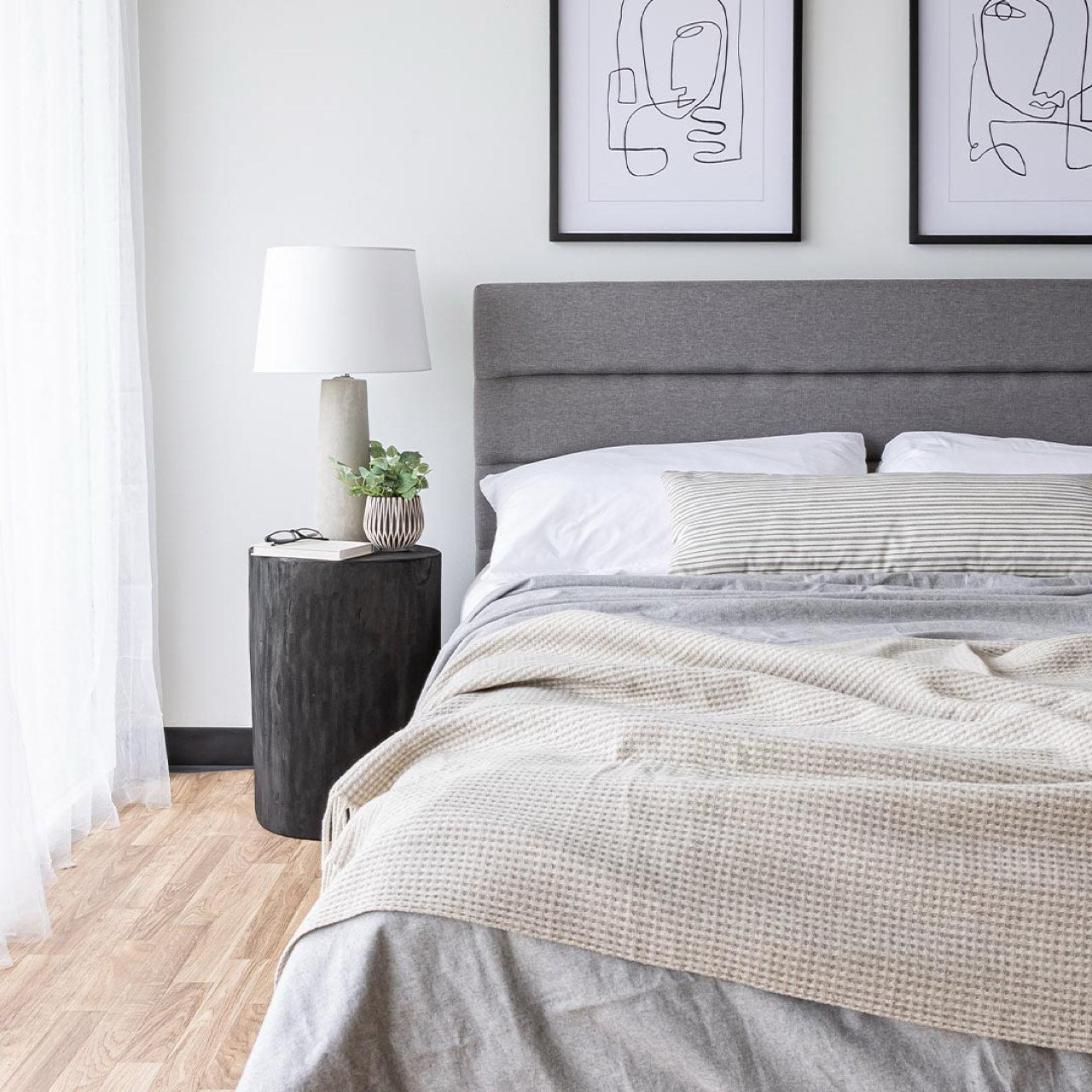 Justin King Storage Bed - Greige