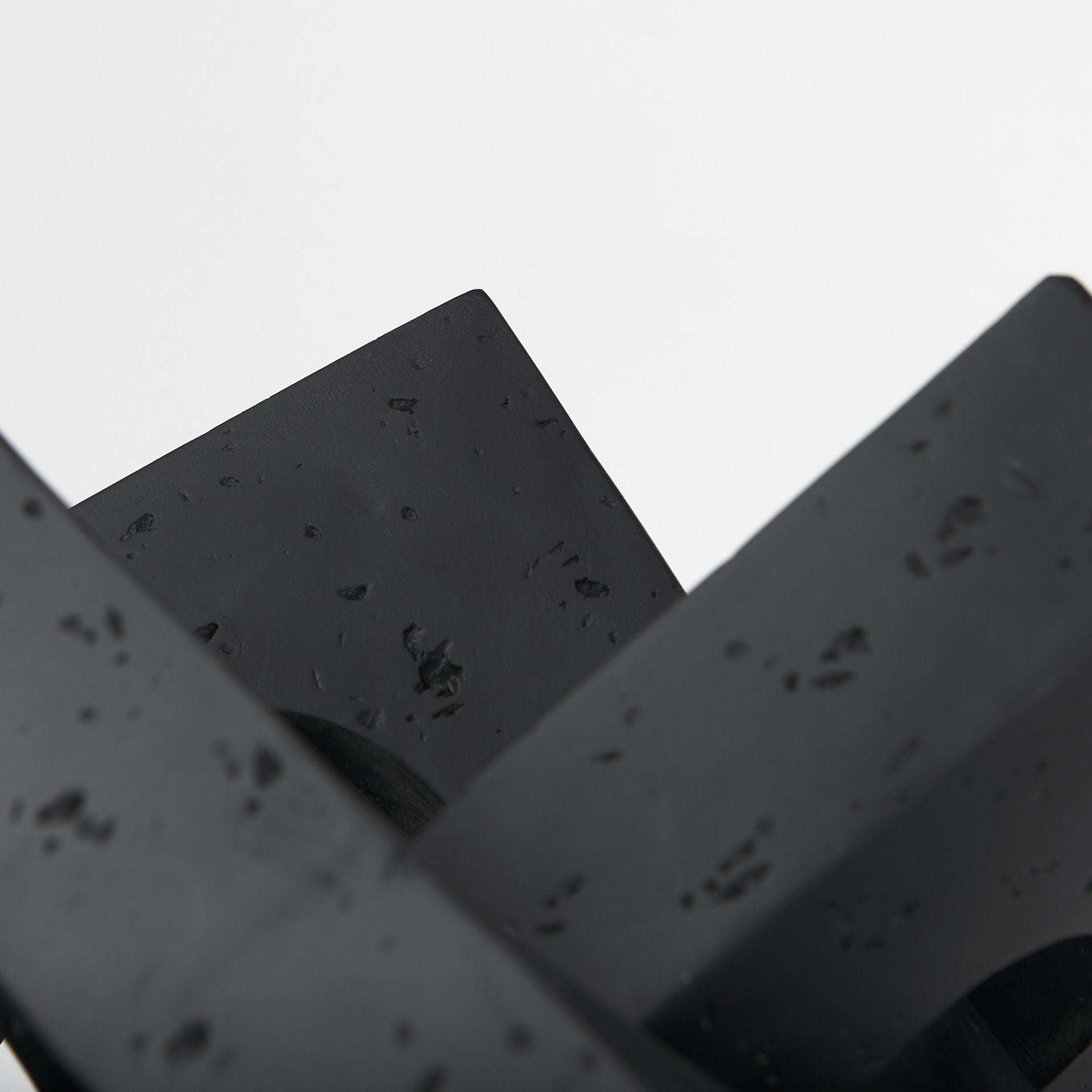 Linx Resin Sculpture - Matte Black - Large