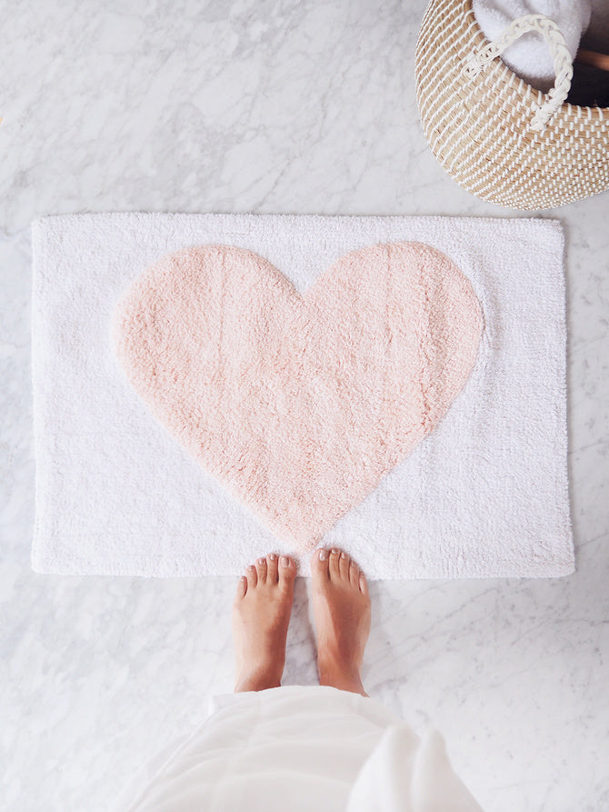 Heart Bath Mat - Pink/White